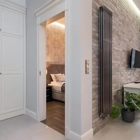 W Centrum Krakowa Arianska 4 קרקוב