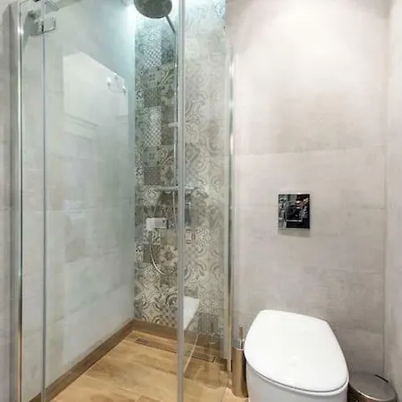 W Centrum Krakowa Arianska 4 * קרקוב